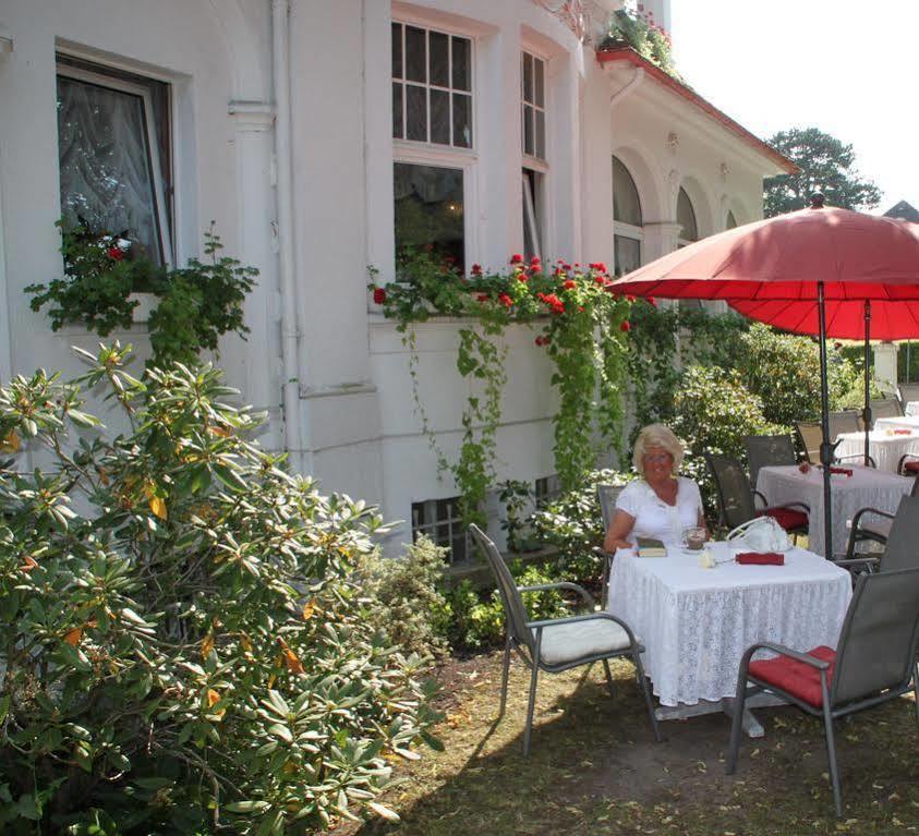 Hotel Villa Koenigin Luise Bad Pyrmont Bagian luar foto