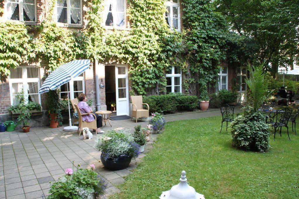 Hotel Villa Koenigin Luise Bad Pyrmont Bagian luar foto