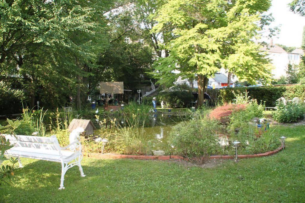 Hotel Villa Koenigin Luise Bad Pyrmont Bagian luar foto